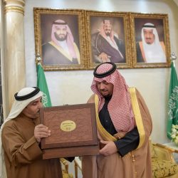 الأمير سعود بن نايف يكرم الفائزين بجائزة أمير الشرقية لأبحاث السرطان