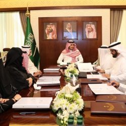 الأمير خالد الفيصل يدشن مبادرة “ميثاق” ضمن فعاليات ملتقى مكة الثقافي ويتسلم كتاب ” الاسوة في تحقيق القدوة”