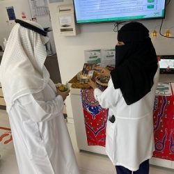 سعود الدوسري  يتلقى التهاني بتخرج أبنه برتبة ملازم